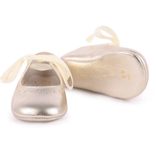 Leather Pre-Walkers with Bow Tie in Golden Leather Pre-Walkers with Bow Tie in Golden