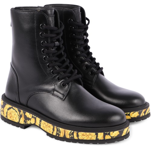 Barocco Print Outsole Leather Boots in Black and Golden