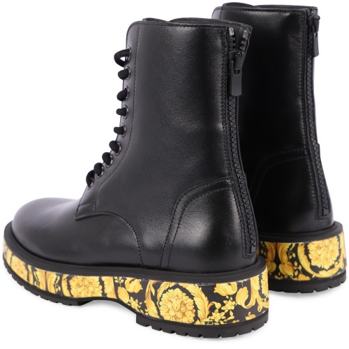 Barocco Print Outsole Leather Boots in Black and Golden